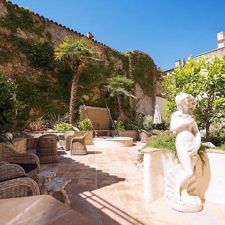Best Western Premier Le Patio des Artistes Wellness Jacuzzi 