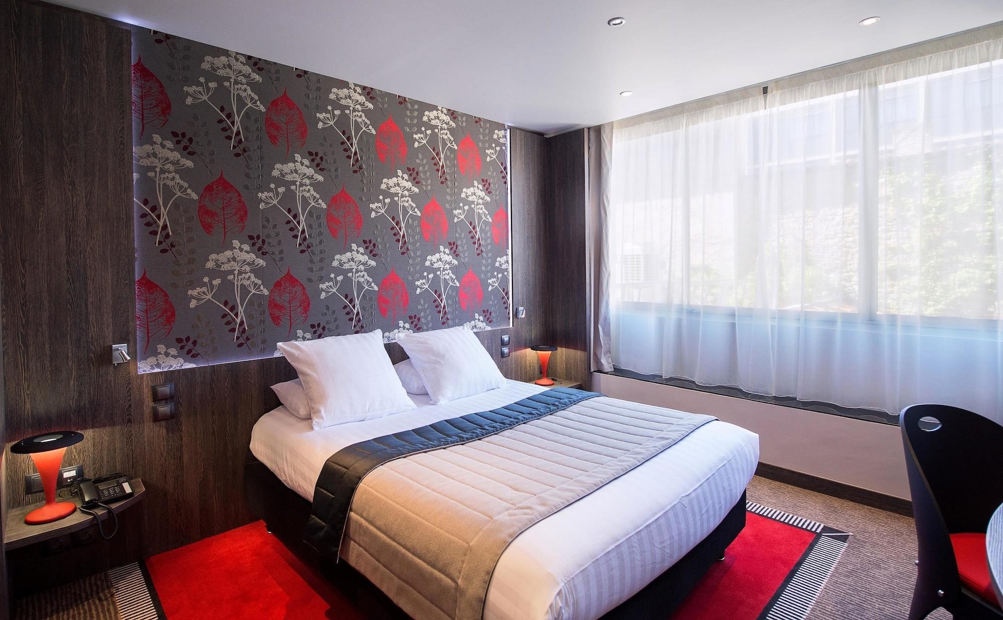 Western Premier Le Patio Des Artistes Wellness Jacuzzi Hotel